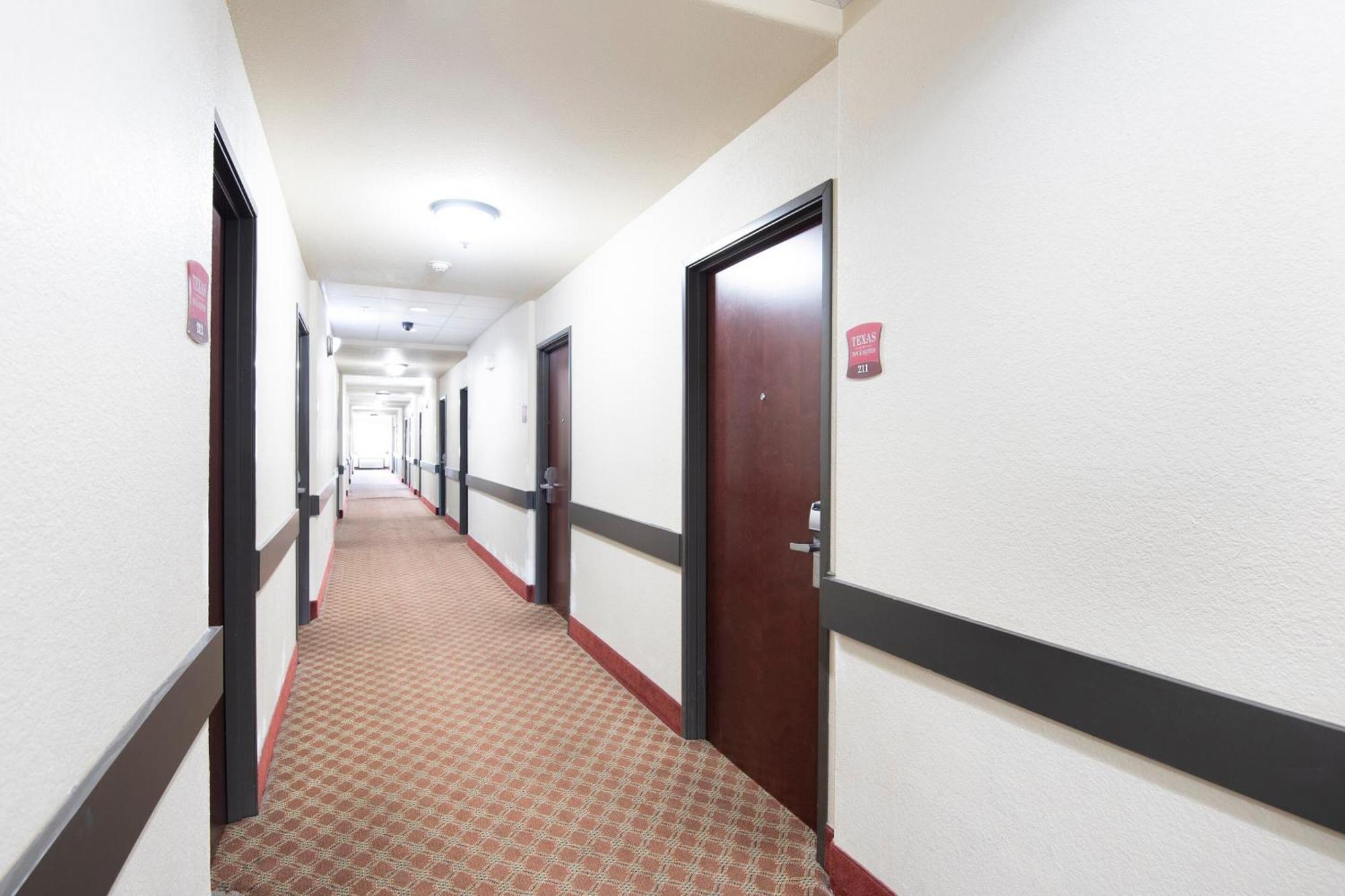 Oyo Townhouse Clute Lake Jackson エクステリア 写真