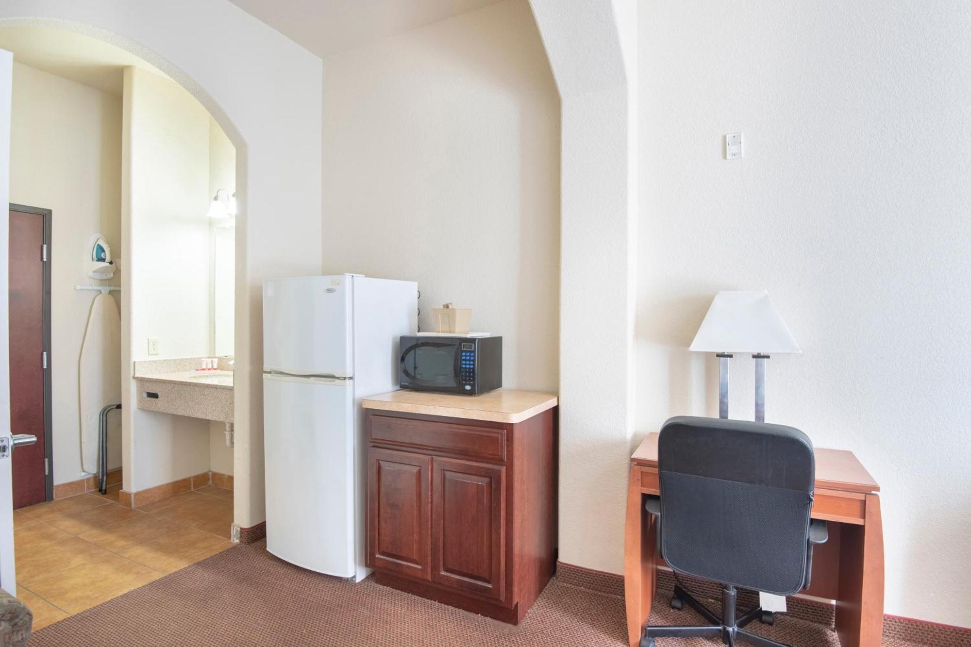 Oyo Townhouse Clute Lake Jackson エクステリア 写真