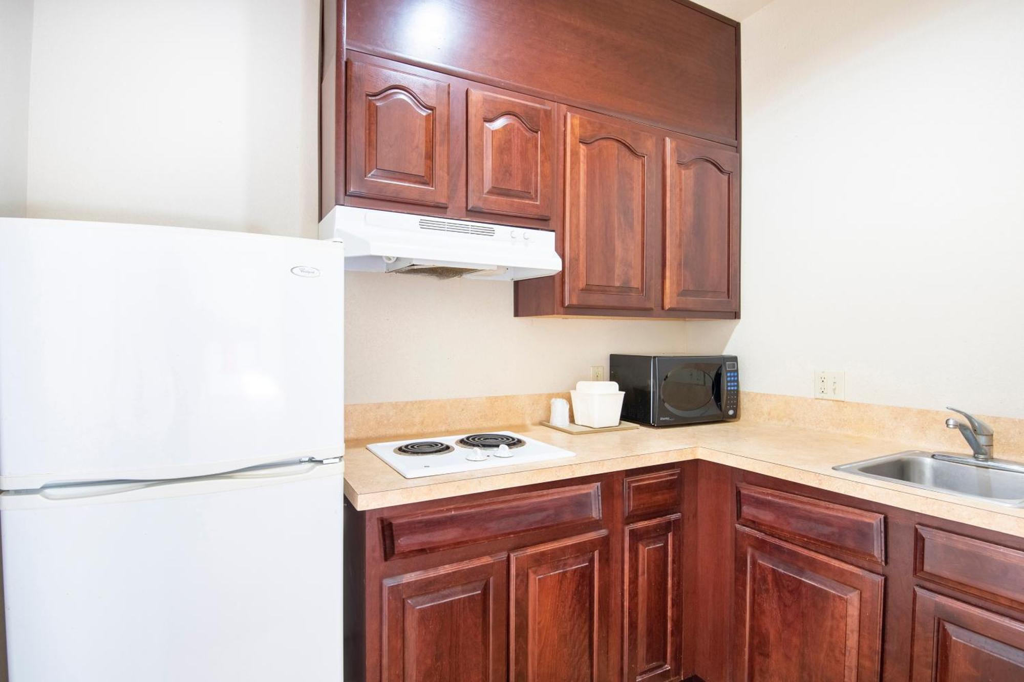 Oyo Townhouse Clute Lake Jackson エクステリア 写真